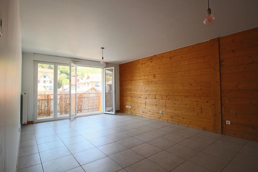 Vente Appartement SALLANCHES, CENTRE VILLE  APPARTEMENT T3  ,64 M2 275000 euros Sallanches
