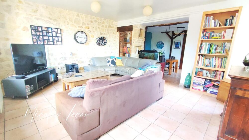 Maison familiale 180 m² au coeur de Nérondes  Proche base dAvord