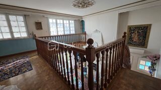  Maison � vendre 8 pi�ces 262 m�