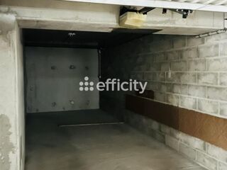 Parking / Garage à vendre 25 m²