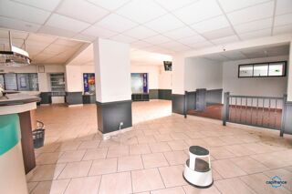 Immeuble à vendre 5 pièces 185 m²