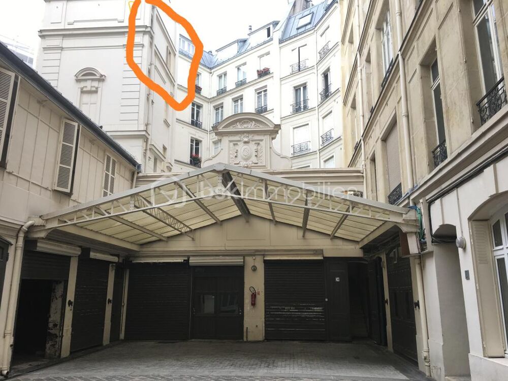 Vente Appartement PARIS 8ème – Studio meublé rénové 16 m² – Quartier Saint-Augustin – Calme & lumineux Paris 8