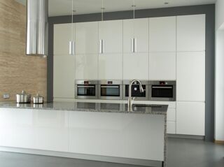 Vente Appartement **Retour à la vente - 4 PIECES -  BALCON -Proche Métro Ligne 5 Pantin