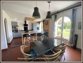  Maison  vendre 8 pices 219 m