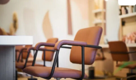 ??? Salon de coiffure &agrave; vendre � Fort potentiel et rentabilit&eacute; prouv&eacute;e ! ? Proche de NANTES (44) 54000 44980 Sainte luce sur loire