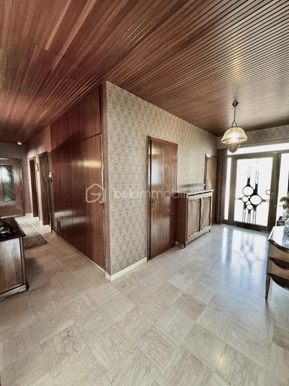 ?? Sur les hauteurs de Creutzwald, en lisière de forêt  Maison familiale de 175 m² avec appartement indépendant et plus de 100