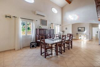  Maison � vendre 5 pi�ces 180 m�