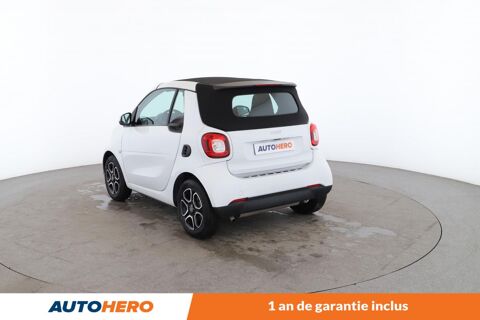 ForTwo Cabrio 1.0 Passion Twinamic 71 ch 2017 occasion 92130 Issy-les-Moulineaux