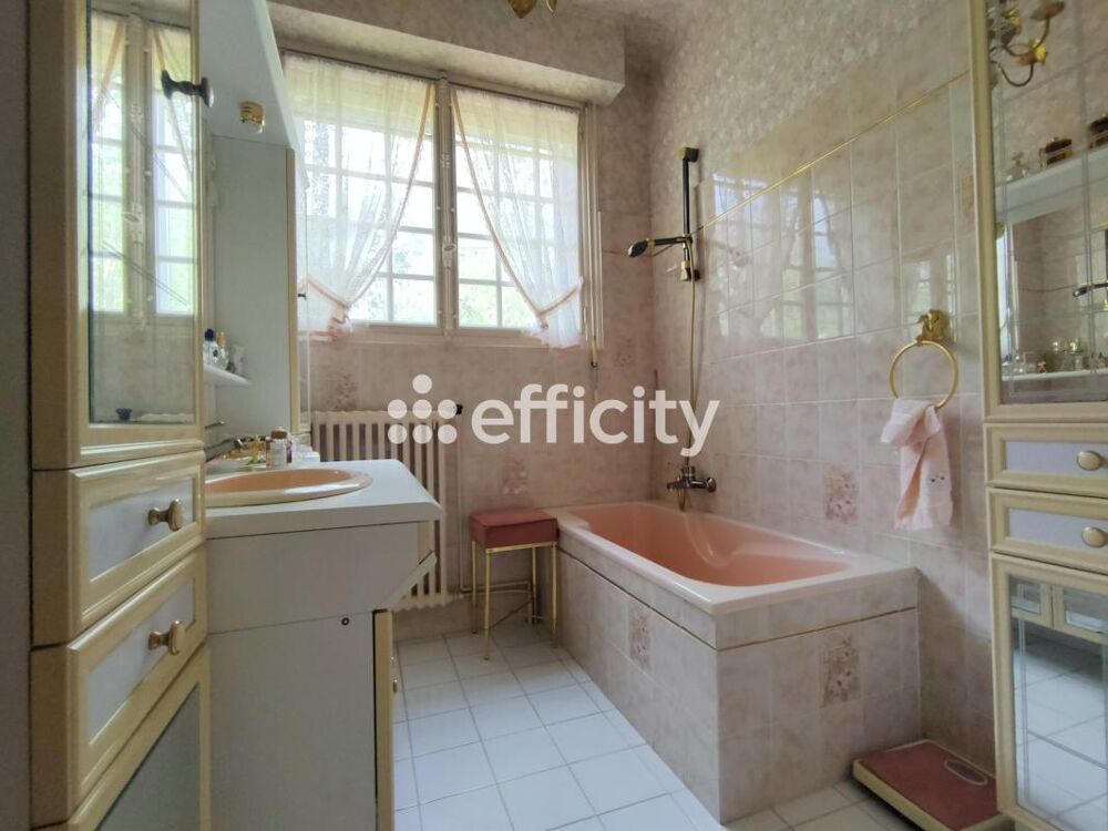 à vendre  Propriété/château Treillières (44119)
