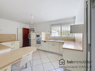  Villa à vendre 6 pièces 178 m²