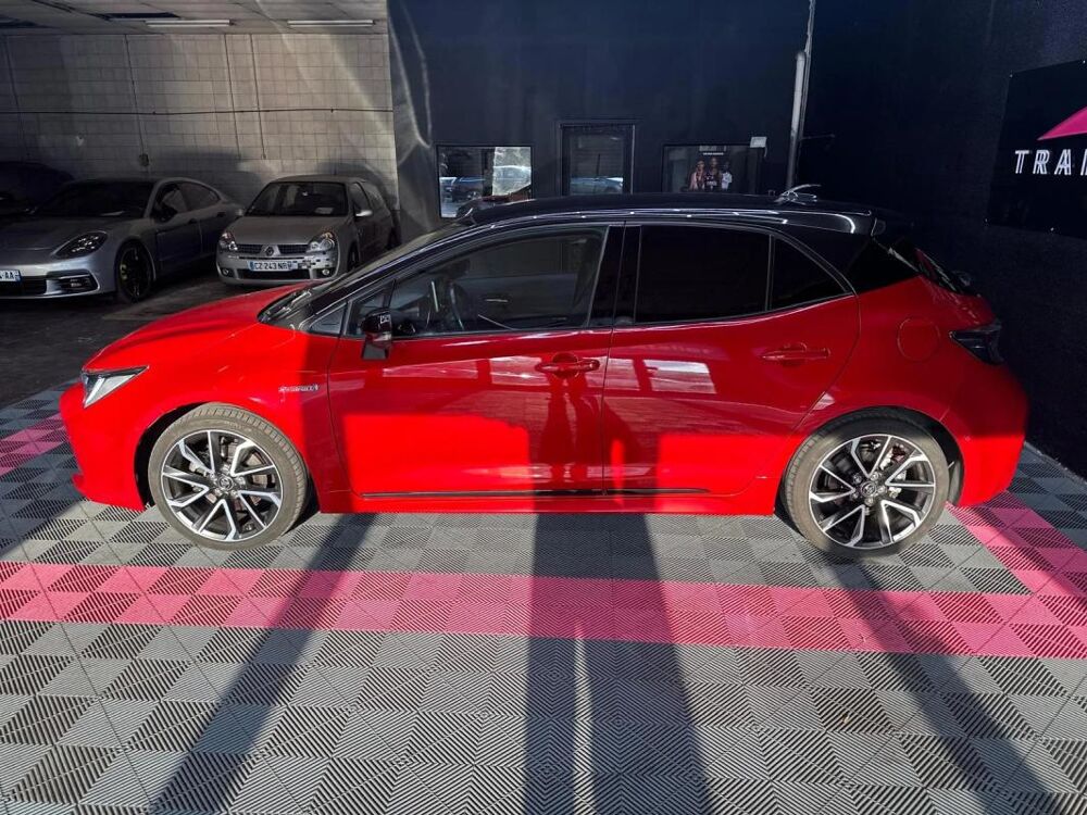 Corolla COLLECTION 2.0 HYBRIDE 184 CH – AUTOMATIQUE CARPLAY CAM&Eacute;RA S 2019 occasion 73000 Chambery