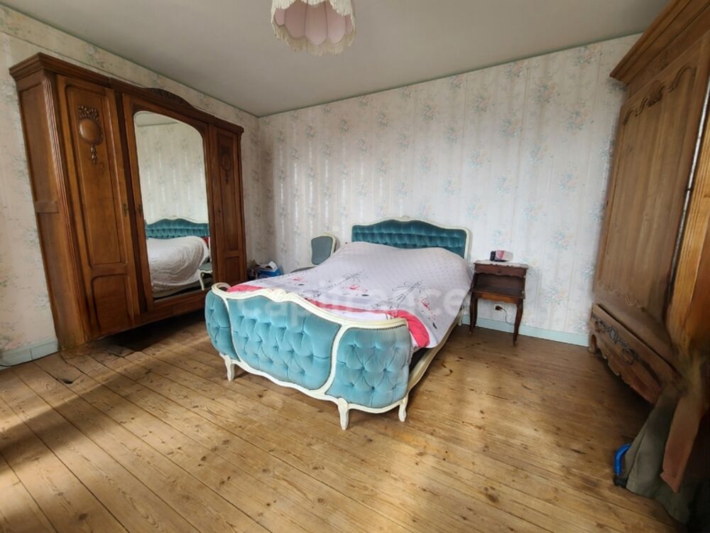Vente Maison Maison Charentaise 134m² terrain 2612m² et Dépendances Saint hilaire de villefranche