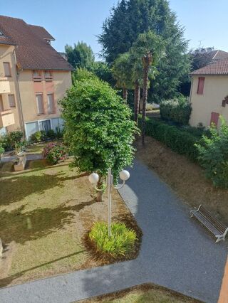  Appartement à louer 5 pièces 88 m²