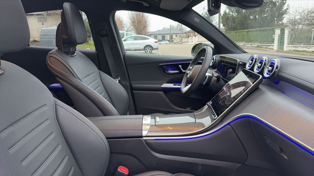 Classe GLC 220 d 197 4Matic 9G-Tronic AMG Line - Automatique Toit ouvra 2025 occasion 69400 Villefranche Sur Saone
