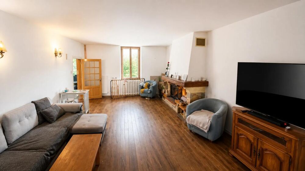 Vente Maison Maison de 6 pièces de 160 m² à Bord-Saint-Georges Bord saint georges