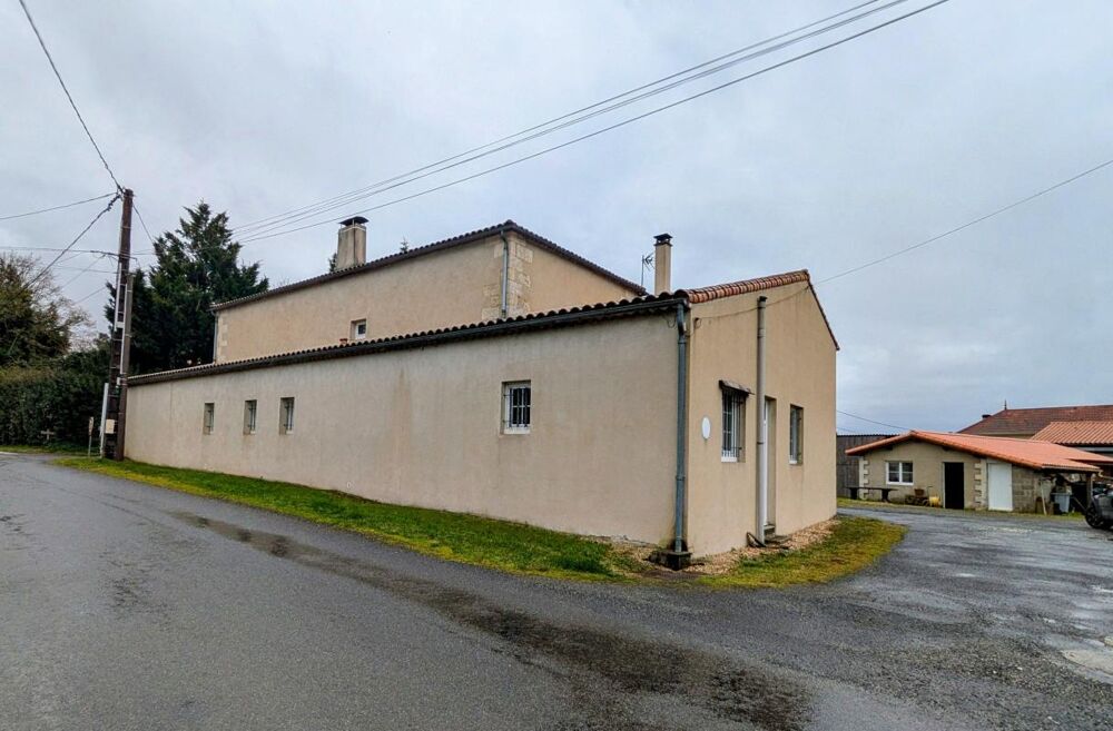 Maison à Vendre de 238 M² avec garage, bureau, atelier et local (+430 m²)