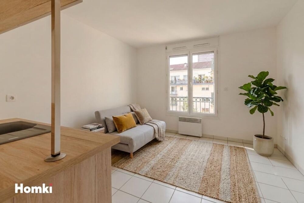 Studio lumineux de 19 m² - Lyon 6ème, Rue Louis Blanc