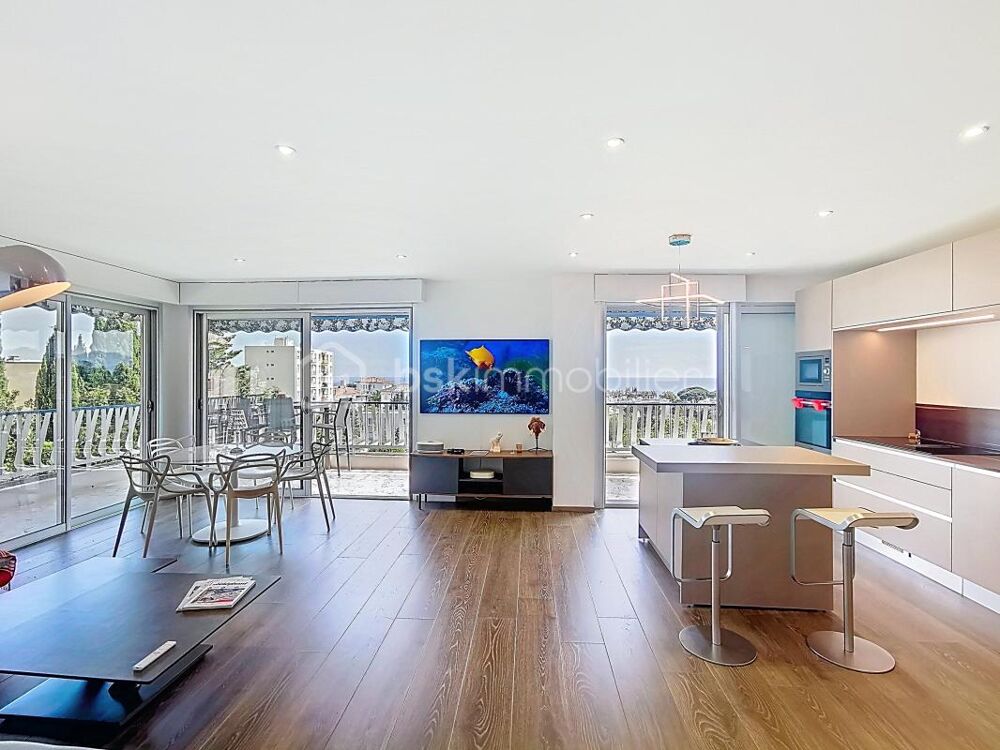 CANNES  APPARTEMENT D'EXCEPTION  VUE MER