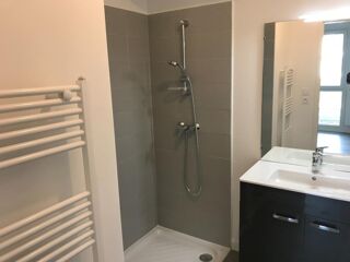  Appartement à louer 2 pièces 49 m²