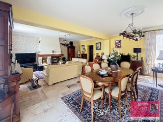  Maison à vendre 8 pièces 230 m²