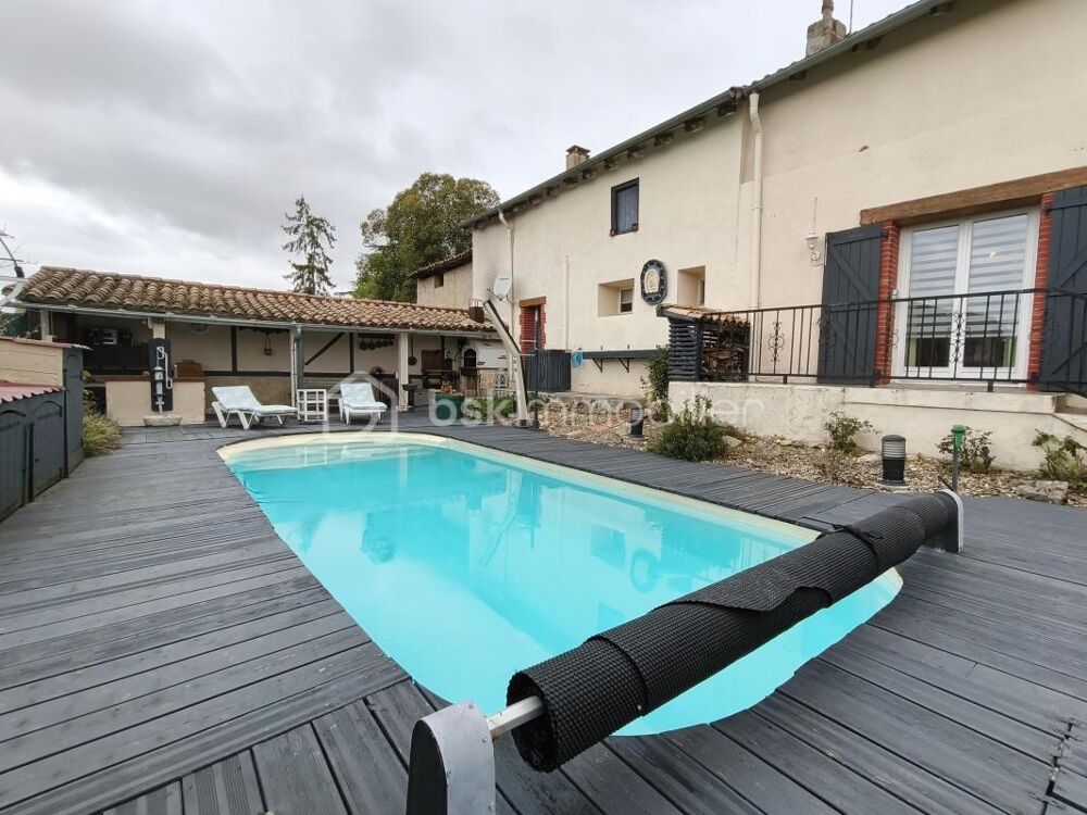 Vente Maison Maison de village, 4 chambres, piscine, dépendances Caumont
