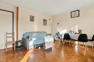 Appartement 4 pièces 74 m² · à Saint Germain en Laye · 74 m² · 295 000 €