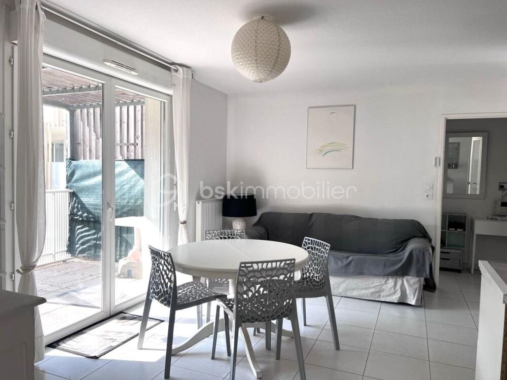 Appartement de type 3 52,42 m² 1er étage avec terrasse 7 m2 et stationnement
