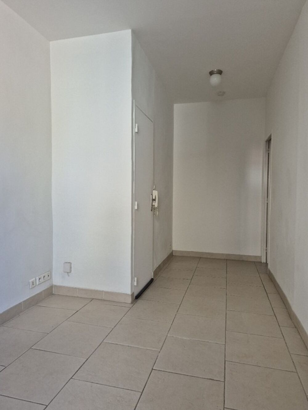 Vente Appartement Appartement à vendre 2 pièces MARSEILLE 4EME ARRONDISSEMENT (13) Marseille 4