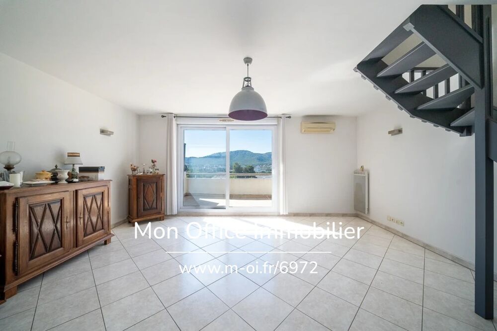 Référence : 6972-MTR. - T4 Duplex Terrasses et Parking en sus