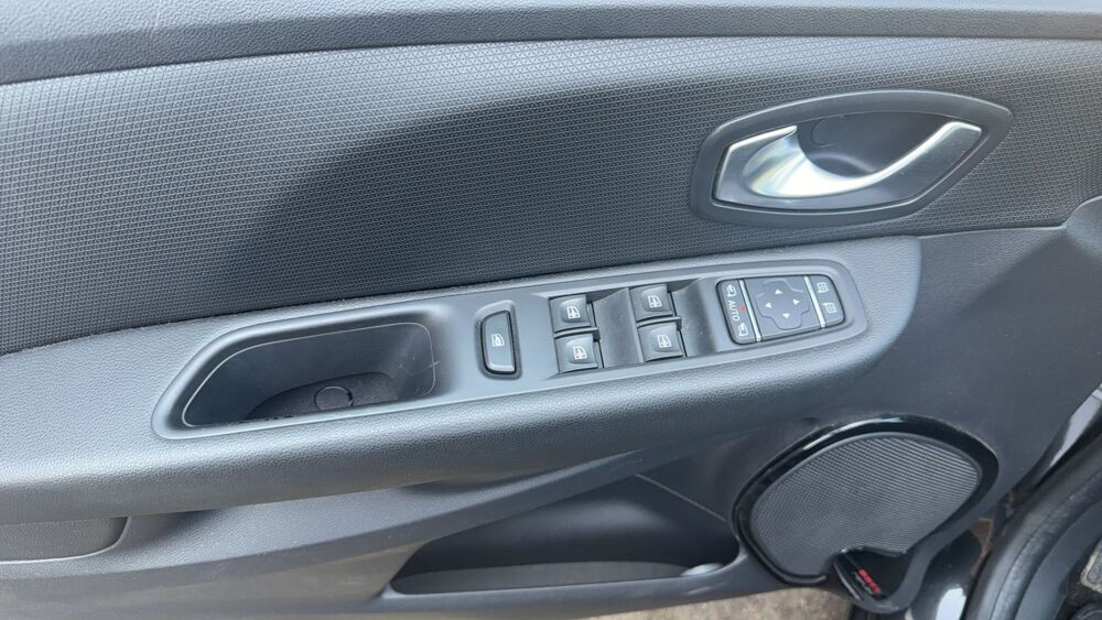 Clio IV 1.2 TCe 120 EDC6 Intens - Automatique 2018 occasion 91540 Mennecy