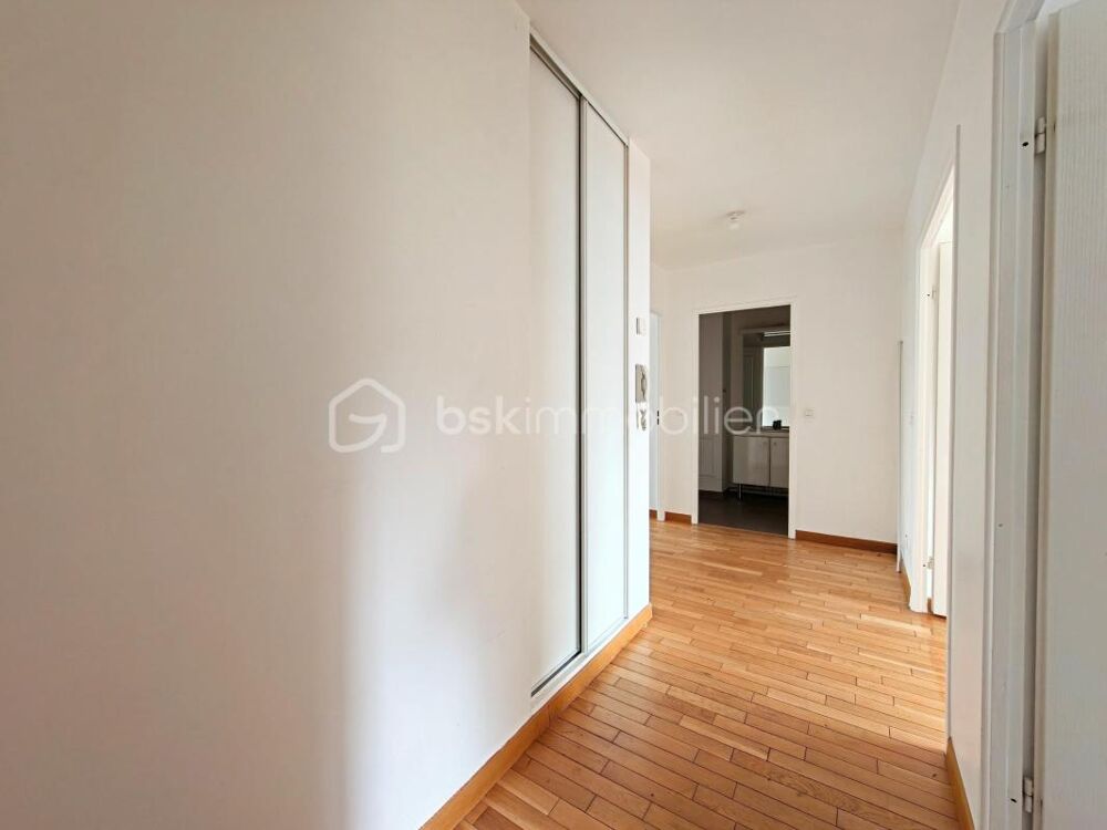 Vente Appartement Vivez au cœur du centre-ville dans un appartement spacieux et lumineux ! Saint cyr l ecole