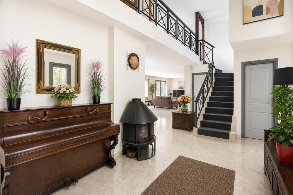 Maison de 7 pièces de 262 m² à Champagne-sur-Oise
