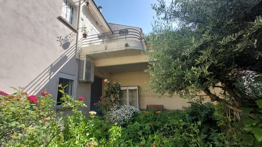 Vente Maison Maison de ville, 4 chambres+1 bureau  avec jardin et garage Chateaurenard