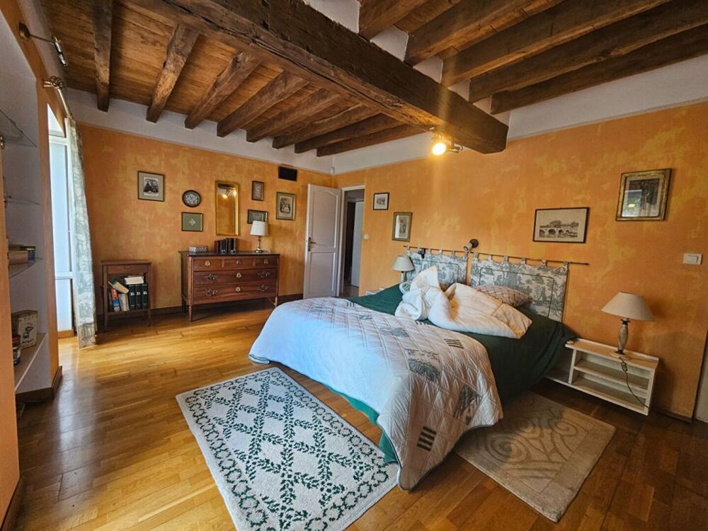 LONGERE 5 chambres à Sainte Solange 18220