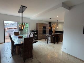  Villa à vendre 4 pièces 160 m²