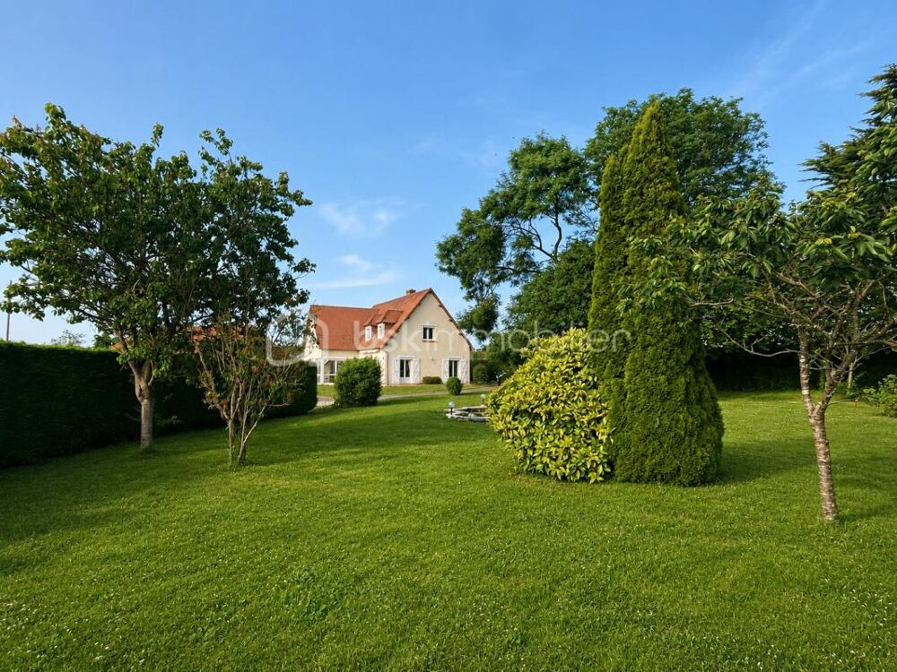 Maison familiale 5 chambres de 185m², sur terrain de 2048m²