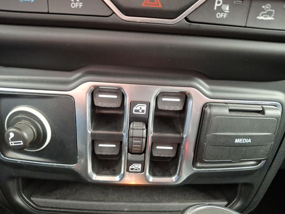 Wrangler IV 2.0 I T 380 4XE OVERLAND 4WD AUTO 2021 occasion 55800 Contrisson