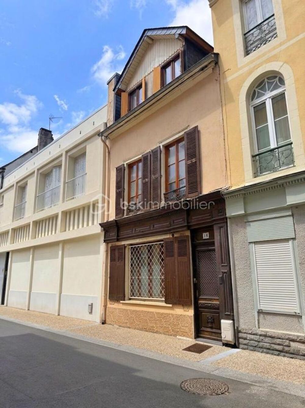 Maison 9 pièces 175 m² · à Bagneres de Bigorre · 175 m² · 150 000 €