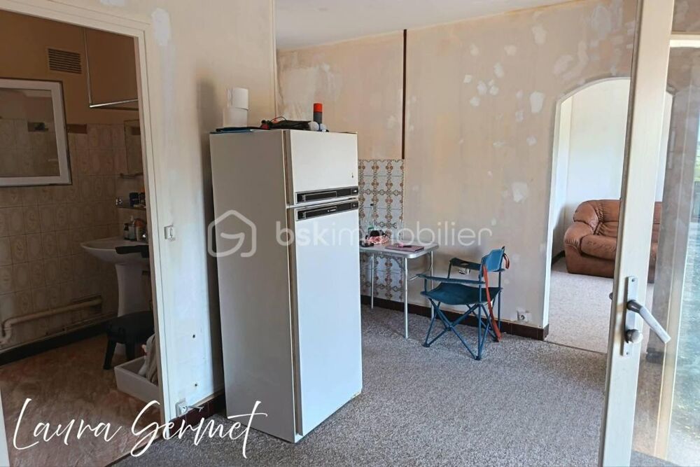 Maisonnette 35m2 à rénover a la campagne - terrain 850 M2 - proche lieux touristiques