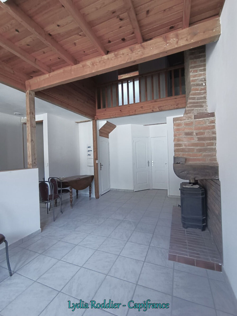 Maison 3 pièces 60 m2 rénovée dans le centre de CHATELDON (63290) - secteur calme