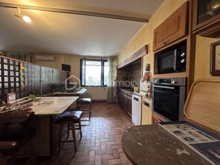  Maison � vendre 10 pi�ces 300 m�