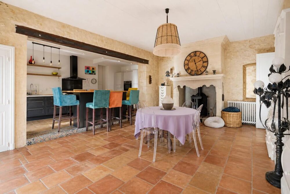 à vendre  Propriété/château Cambes (33880)