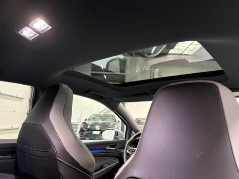 Golf VIII Limousine 2.0 TSI R-Line DSG – Navi, Toit Ouvrant 2022 occasion 33000 Bordeaux