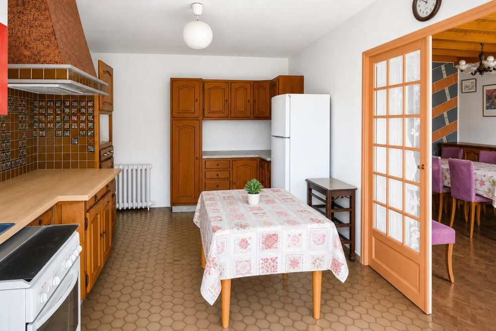 Vente Maison Maison familiale 6 pièces 158 m², grand jardin Mezieres en brenne