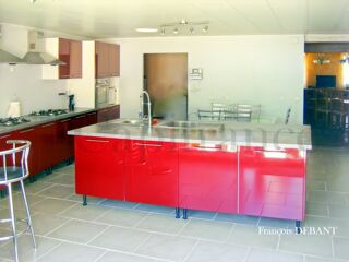  Maison � vendre 9 pi�ces 252 m�