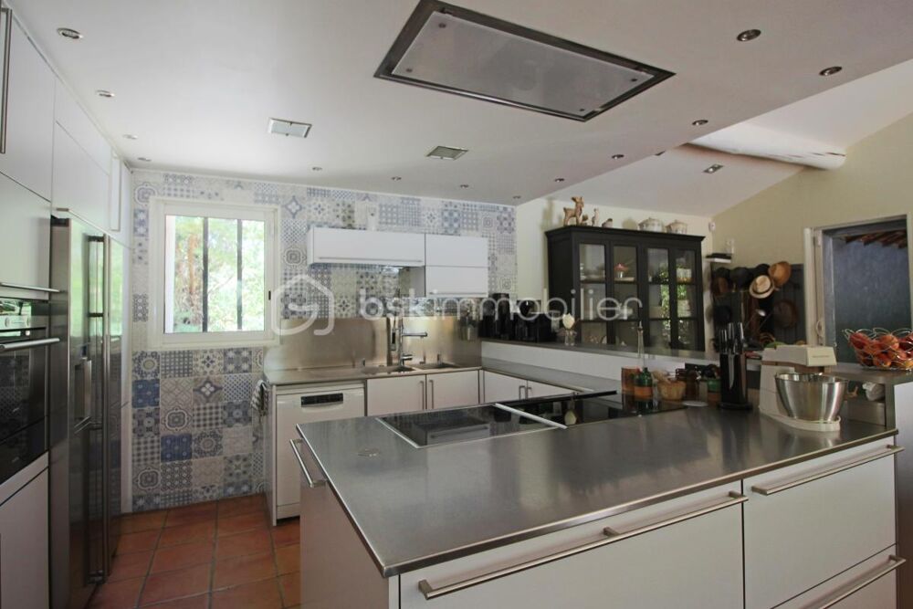 � vendre  Propri�t�/ch�teau Jouques (13490)