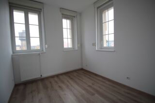  Appartement à louer 6 pièces 95 m² Zimming