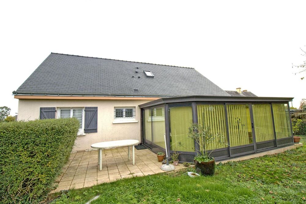 MAISON DE PLAIN PIED AU PLESSIS MACE, 6 PIECES ET 140 m2