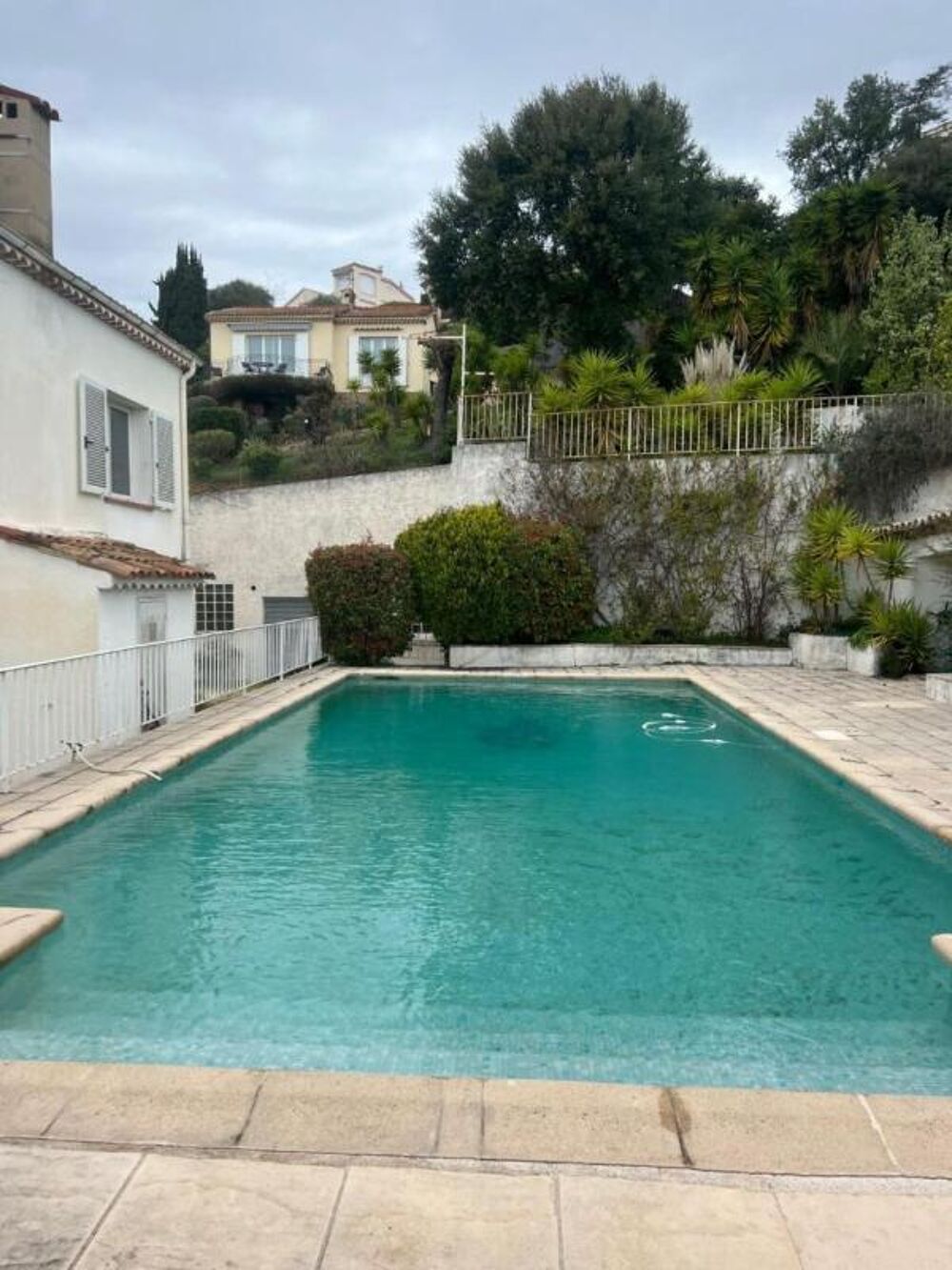 Maison Mandelieu La Napoule 7 pièces 200 m2 avec piscine - 945 000