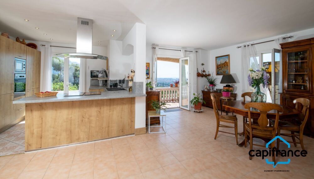 Vente Maison 83 Toulon 4chemins/le Baou, Villa 139 m2 (118m2 loi carrez, 21 m2 buanderie, annexe) vue mer calme 6 pieces 1053 m2 Toulon
